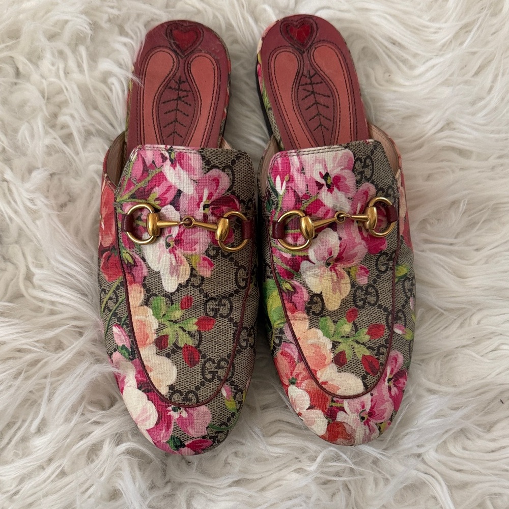 Gucci Women's Floral Mules - Pink, Green, and Gold 35.5